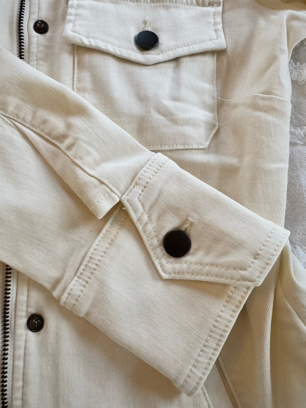 Kut from the Kloth Cream Denim Chore Jacket - Picture 7 of 13
